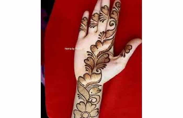 Royal Front Hand Mehndi Design (9)